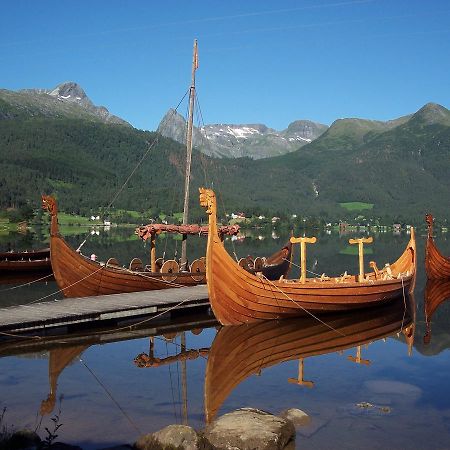 Volda Turisthotell Esterno foto